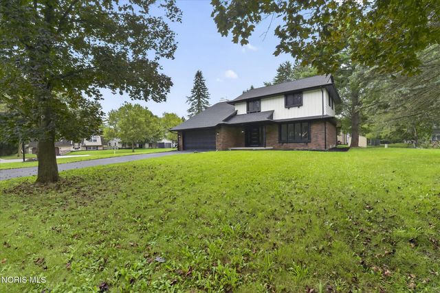 5637 Swan Creek Drive, Toledo, OH 43614