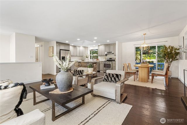 13550 127th Ave NE, Kirkland, WA 98034