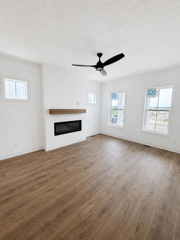 2048 Leopold Drive, Lewis Center, OH 43035