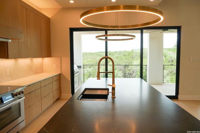 55 ALEX CIR, Boerne, TX 78006