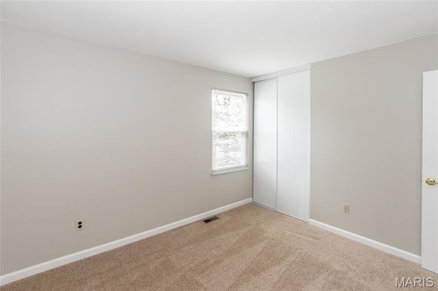 11 Wells Fargo Court, St Peters, MO 63376