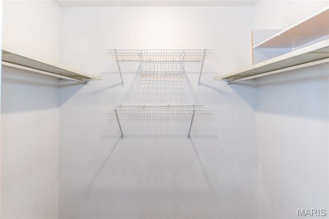 11 Wells Fargo Court, St Peters, MO 63376