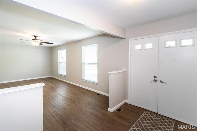 11 Wells Fargo Court, St Peters, MO 63376