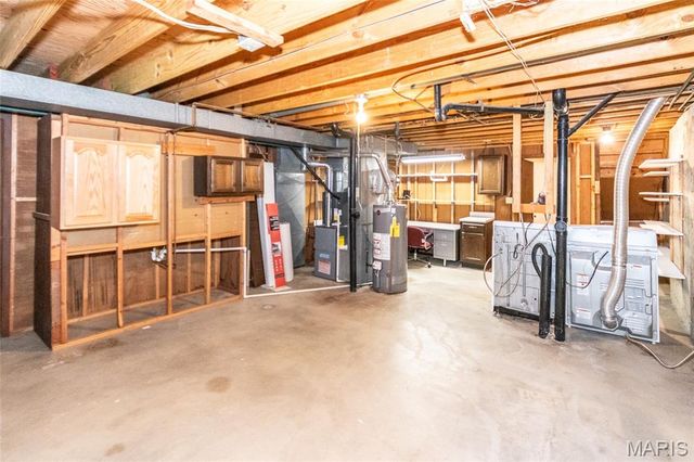 11 Wells Fargo Court, St Peters, MO 63376