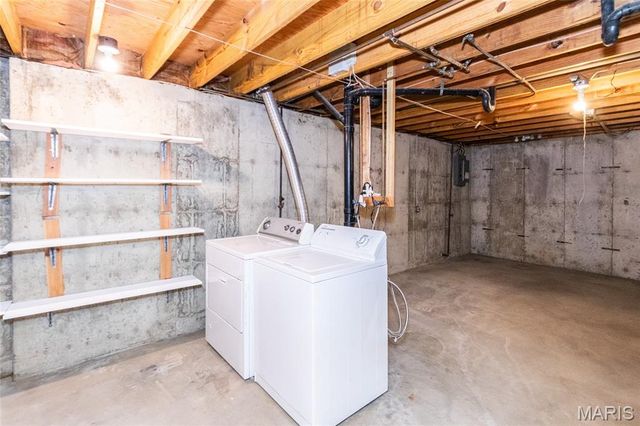 11 Wells Fargo Court, St Peters, MO 63376