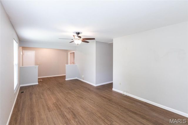 11 Wells Fargo Court, St Peters, MO 63376