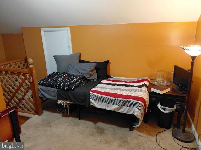 513 BEACON AVE, Paulsboro, NJ 08066