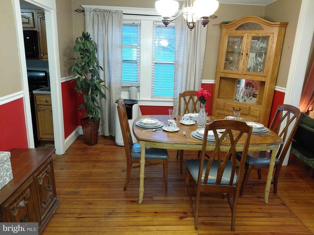 513 BEACON AVE, Paulsboro, NJ 08066