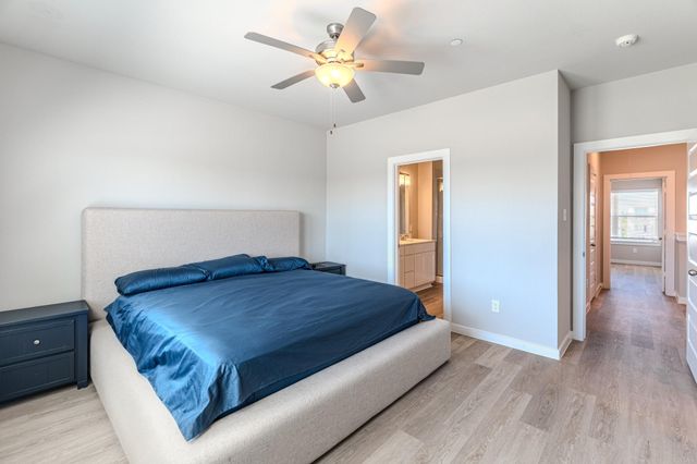 494 S Centro Circle A, Shenandoah, TX 77385