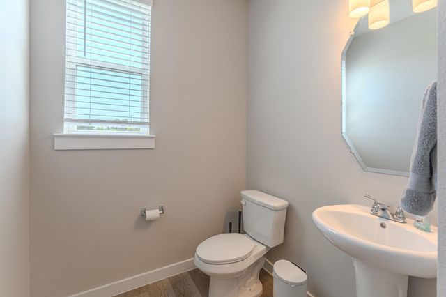 494 S Centro Circle A, Shenandoah, TX 77385