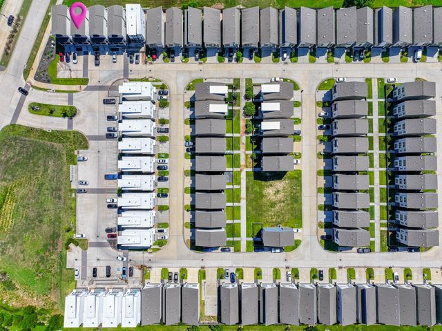 494 S Centro Circle A, Shenandoah, TX 77385