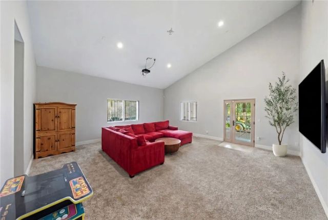 38125 Camino Sierra, Temecula, CA 92592