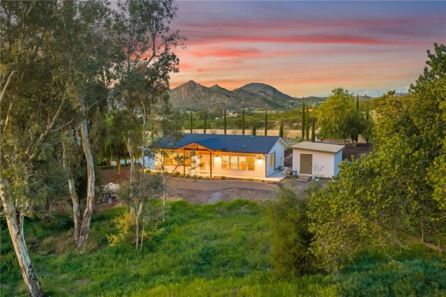 38125 Camino Sierra, Temecula, CA 92592
