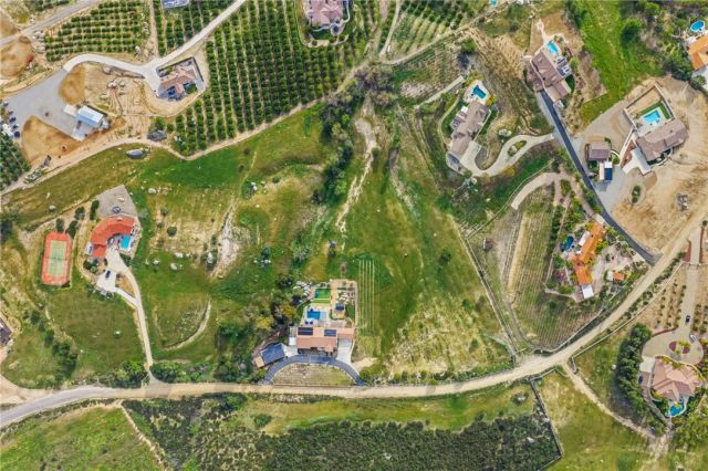 38125 Camino Sierra, Temecula, CA 92592