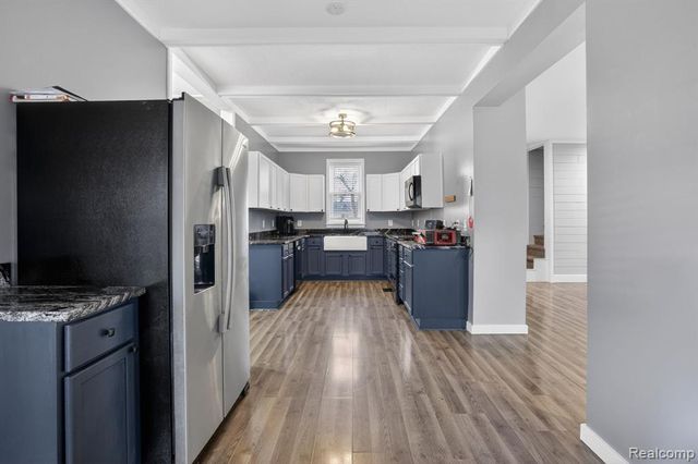 200 N River Road, Saginaw, MI 48609