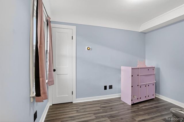 200 N River Road, Saginaw, MI 48609