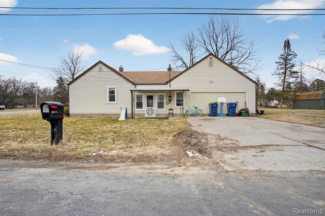 200 N River Road, Saginaw, MI 48609