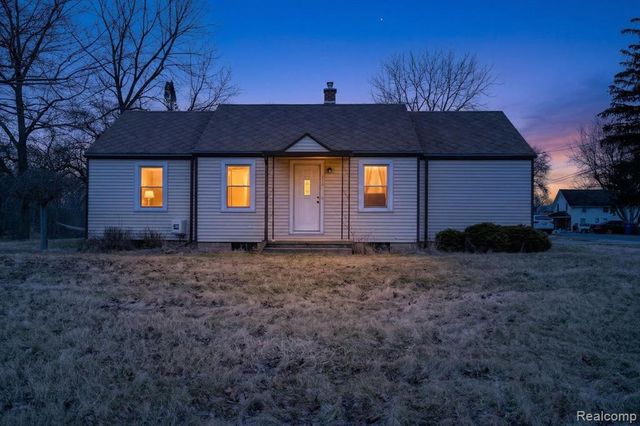 200 N River Road, Saginaw, MI 48609