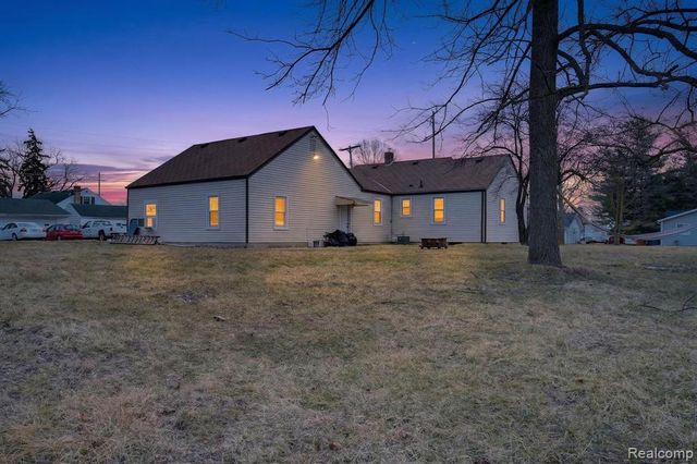 200 N River Road, Saginaw, MI 48609