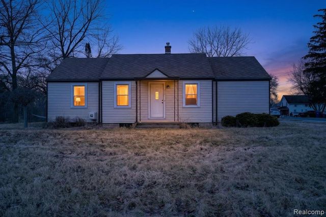 200 N River Road, Saginaw, MI 48609