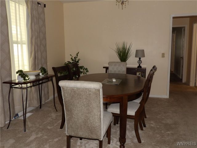 26 Pleasant Place, Buffalo, NY 14208