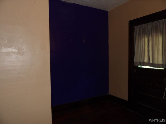 26 Pleasant Place, Buffalo, NY 14208