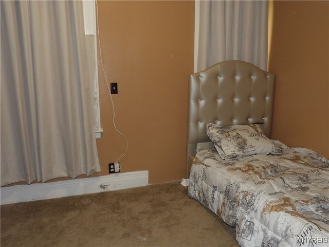 26 Pleasant Place, Buffalo, NY 14208