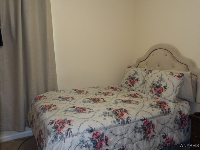 26 Pleasant Place, Buffalo, NY 14208