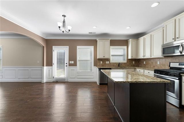 10 Canterbury SE Walk, Cartersville, GA 30120