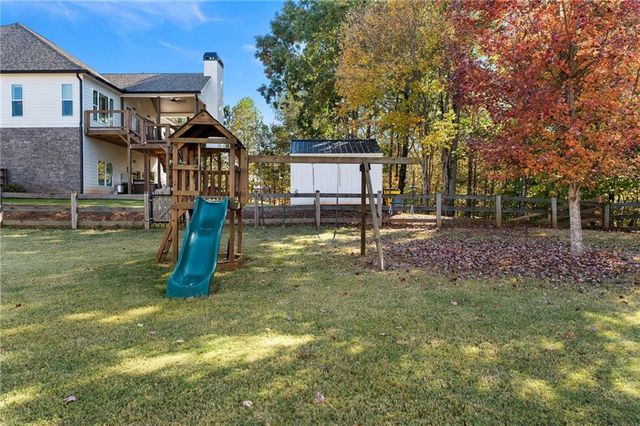 10 Canterbury SE Walk, Cartersville, GA 30120