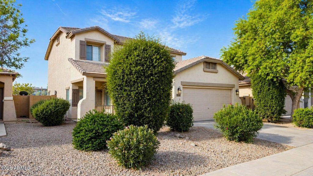 Image 2 of property listing at 5247 W Maldonado Road, Laveen, AZ 85339