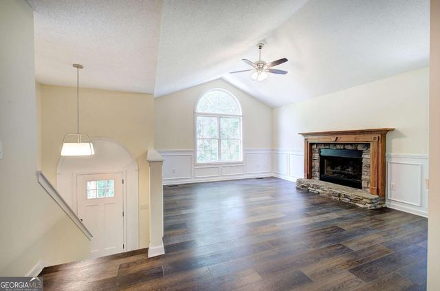 290 Whispering Waters Drive, Jasper, GA 30143