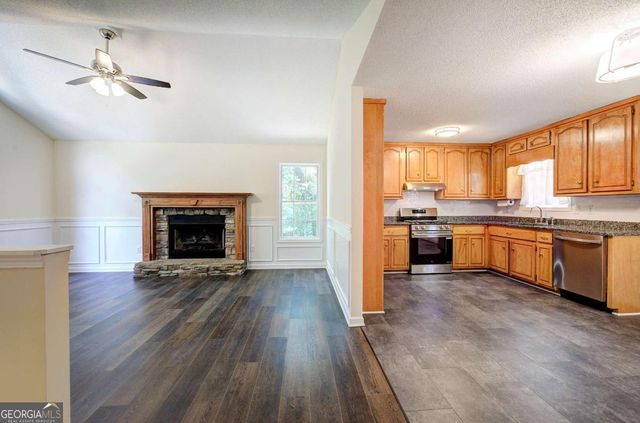 290 Whispering Waters Drive, Jasper, GA 30143