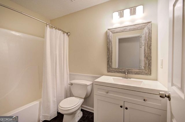 290 Whispering Waters Drive, Jasper, GA 30143