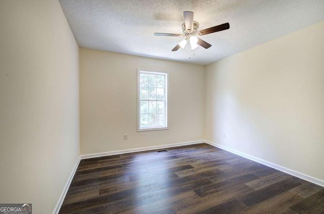 290 Whispering Waters Drive, Jasper, GA 30143