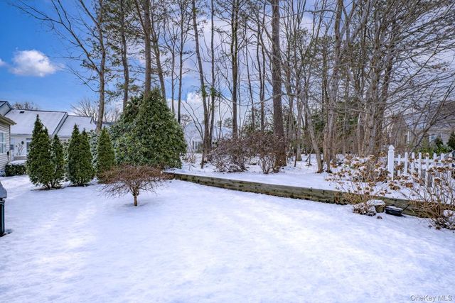 408 Leisure Drive, Ridge, NY 11961