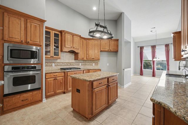 2891 Tuscania Lane, League City, TX 77573