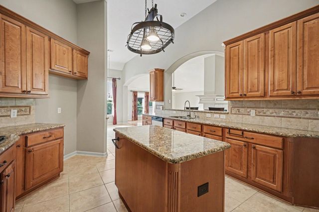 2891 Tuscania Lane, League City, TX 77573