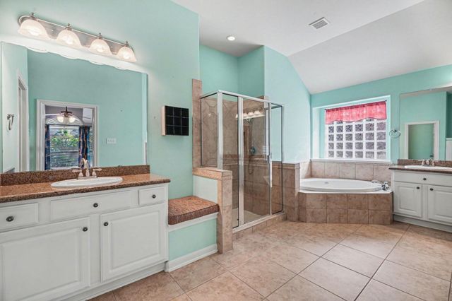 2891 Tuscania Lane, League City, TX 77573