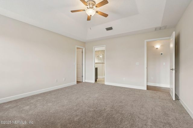 53072 CLEAR LAKE Drive, Callahan, FL 32011