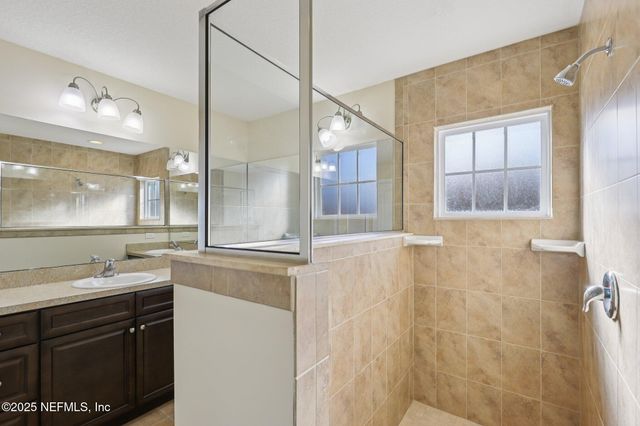 53072 CLEAR LAKE Drive, Callahan, FL 32011