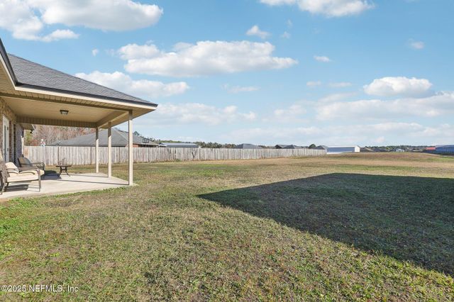 53072 CLEAR LAKE Drive, Callahan, FL 32011