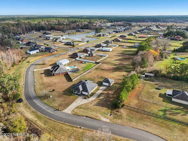 53072 CLEAR LAKE Drive, Callahan, FL 32011