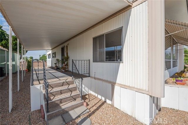 2755 Arrow Highway 142, La Verne, CA 91750