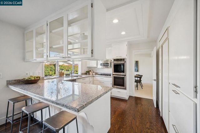 342 342 Constance Pl, Moraga, CA 94556