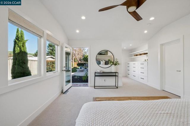 342 342 Constance Pl, Moraga, CA 94556