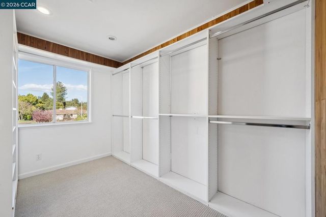 342 342 Constance Pl, Moraga, CA 94556