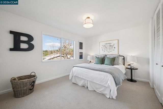 342 342 Constance Pl, Moraga, CA 94556