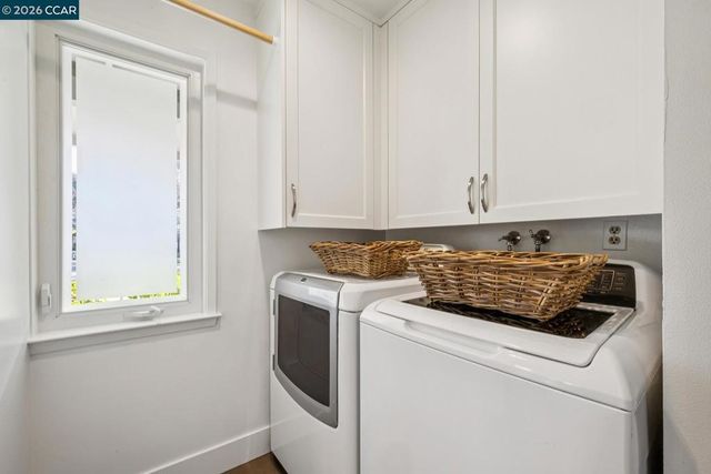 342 342 Constance Pl, Moraga, CA 94556