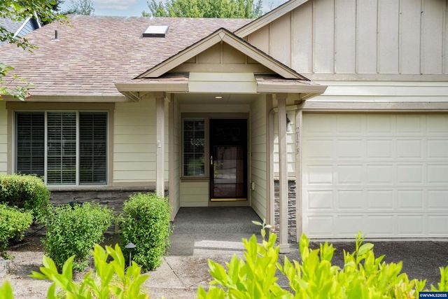 2173 Laurine Ct NE, Salem, OR 97301